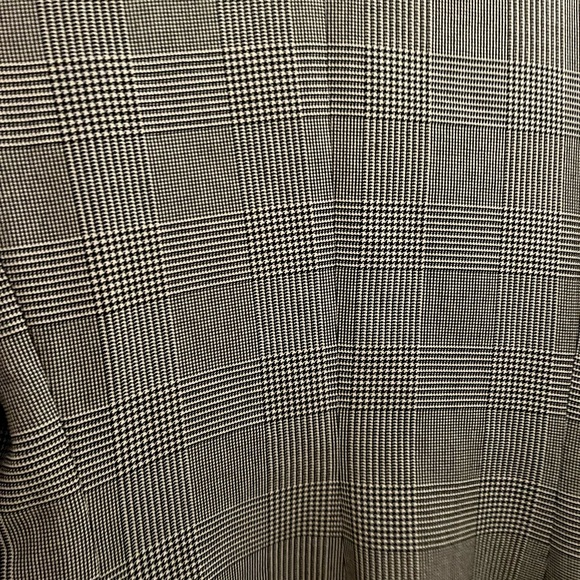 Aritzia Wilfred Blazer - Picture 5 of 5